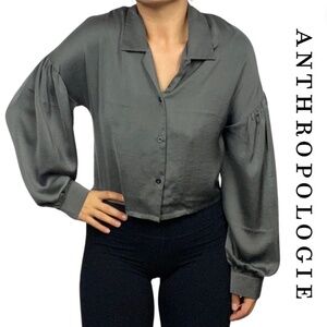 Anthropologie Sadie & Sage Satin Like Cropped Grey Blouse - Small